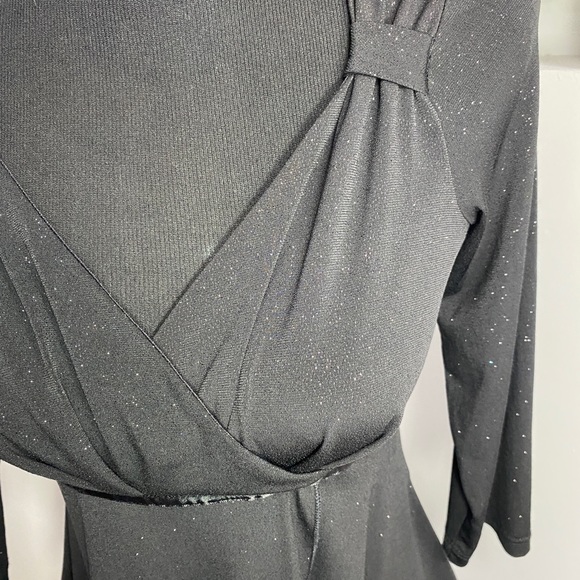 Laura Petites Overlap Shirt - Picture 4 of 5